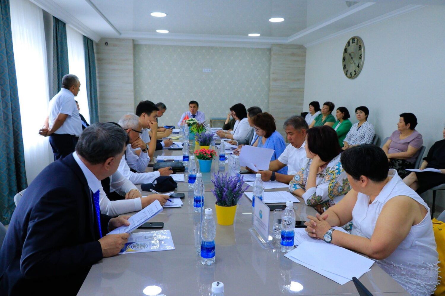 БИЛИМ БЕРҮҮ ЖАНА ИЛИМ МИНИСТРЛИГИНИН КӨЧМӨ КОЛЛЕГИЯСЫНЫН ЖЫЙЫНЫ ӨТТҮ