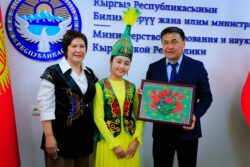 “ЫСЫК-КӨЛ ДОСТОРУН ЧАКЫРАТ-2023” ЭТНО-КАРНАВАЛЫНА 400ДӨН АШУУН БАЛА ЧОГУЛАТ