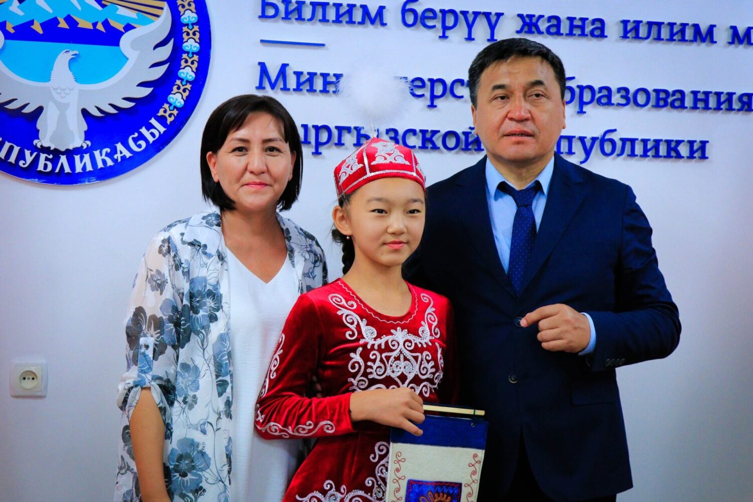 “ЫСЫК-КӨЛ ДОСТОРУН ЧАКЫРАТ-2023” ЭТНО-КАРНАВАЛЫНА 400ДӨН АШУУН БАЛА ЧОГУЛАТ