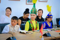 “ЫСЫК-КӨЛ ДОСТОРУН ЧАКЫРАТ-2023” ЭТНО-КАРНАВАЛЫНА 400ДӨН АШУУН БАЛА ЧОГУЛАТ