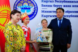 “ЫСЫК-КӨЛ ДОСТОРУН ЧАКЫРАТ-2023” ЭТНО-КАРНАВАЛЫНА 400ДӨН АШУУН БАЛА ЧОГУЛАТ