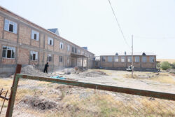 Быйыл Ош облусунда 30 мектеп пайдаланууга берилет