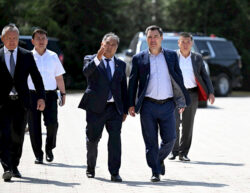 Президент Садыр Жапаров жаңы окуу жылына карата ОшМПУнун корпусунун курулушун бүткөрүүнү тапшырды