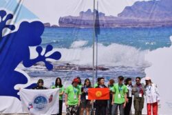 ЫСЫК-КӨЛДӨ ЭЛ АРАЛЫК ИЗИЛДӨӨ МЕКТЕБИ ӨТҮП ЖАТАТ