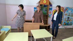 Бишкекте жаңы жылына окуу карата даярдыктар көрүлүп жатат