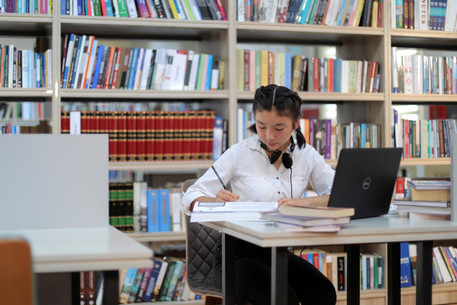 1-СЕНТЯБРДАГЫ БИРИНЧИ САБАК