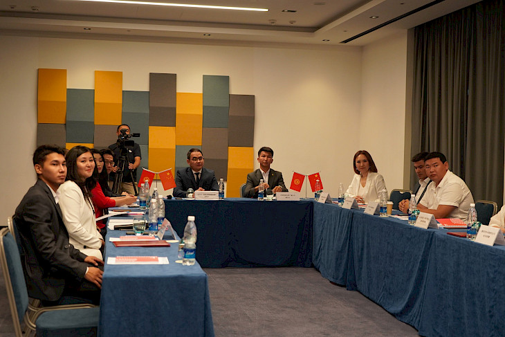 Бишкекте кытай тасмаларынын жана телесериалдарынын көргөзмөсү өттү