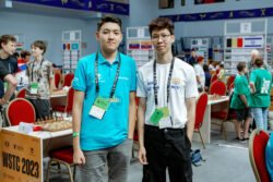 МИНИСТР КАНЫБЕК ИМАНАЛИЕВ ЭЛ АРАЛЫК МЕЛДЕШТЕРДИН ЖЕҢҮҮЧҮЛӨРҮ МЕНЕН ЖОЛУГУШТУ