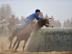 Көк бөрү: Ынтымак командасы эл аралык кубоктун жеңүүчүсү болду