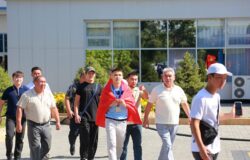 Ошто Дүйнө чемпионатынын күмүш байге ээсин салтанаттуу тосуп алышты