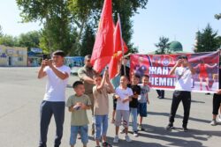 Ошто Дүйнө чемпионатынын күмүш байге ээсин салтанаттуу тосуп алышты