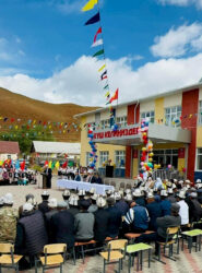 Кара-Кулжада 225 орундуу жаңы мектеп пайдаланууга берилди