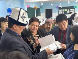 “КУТ БИЛИМДИН” ЖАМААТЫ АЛМАЛУУНУН МЕКТЕБИНДЕ