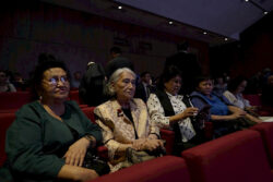 Бишкек: «Жалбыз» социалдык-лирикалык телесериалынын бет ачары болду