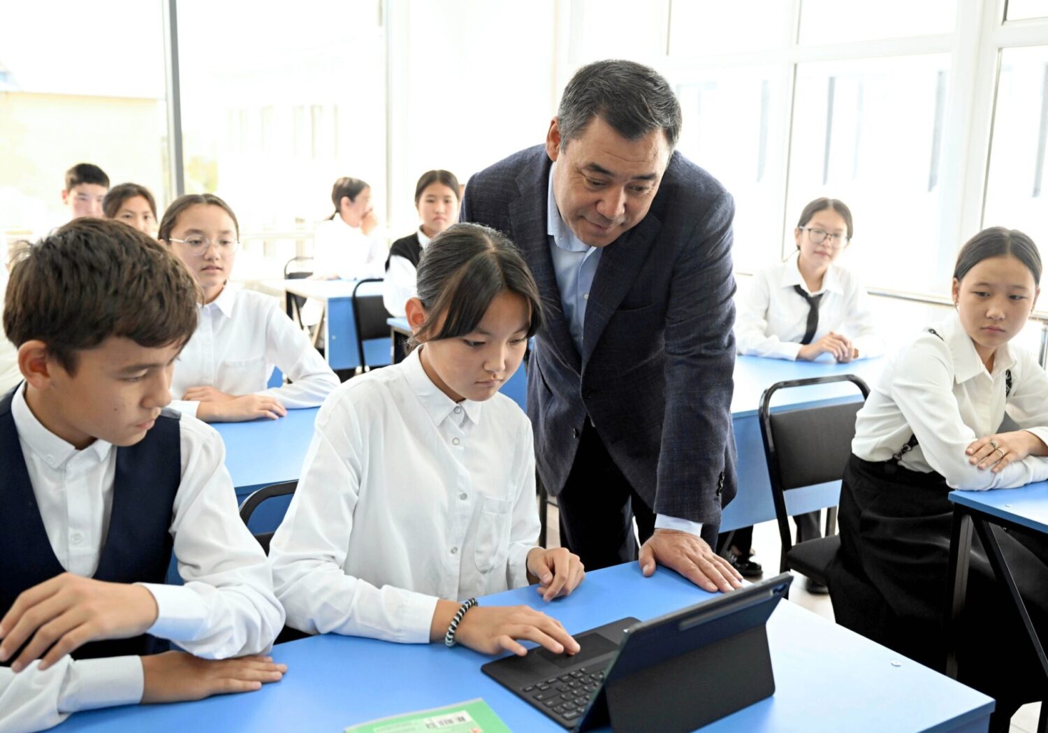 “АКЫЛМАНДА” ОКУУ ЖЫЛЫ КАНДАЙ БАШТАЛДЫ?