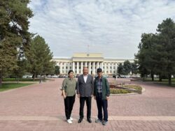 БМУ КОРЕЯЛЫК ЖОЖ МЕНЕН КЫЗМАТТАШАТ