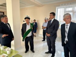 ЭДИЛ БАЙСАЛОВ ЖАҢЫ МЕКТЕПТИН АЧЫЛЫШЫНА КАТЫШТЫ