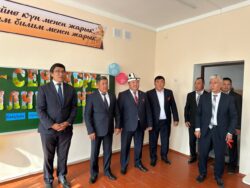 ЭДИЛ БАЙСАЛОВ ЖАҢЫ МЕКТЕПТИН АЧЫЛЫШЫНА КАТЫШТЫ