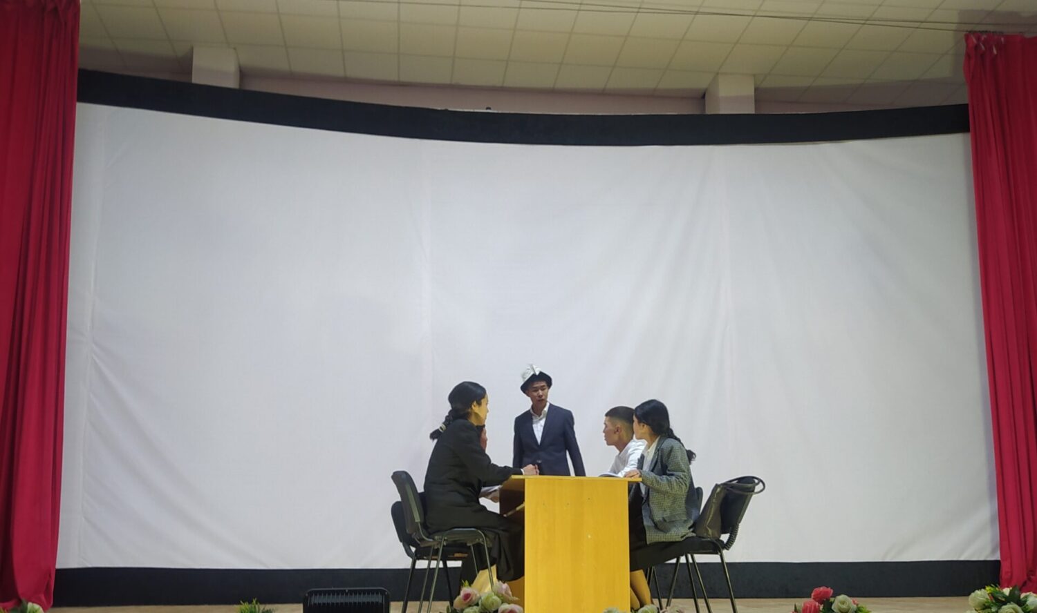 УСТАТТЫН ТАЛАСТАГЫ БИЛИМ САПАРЫ