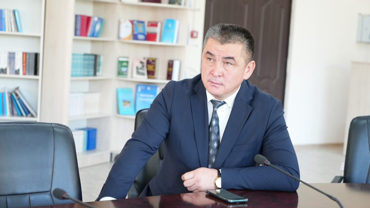 25 ОКУТУУЧУ ИНКЛЮЗИВДИК БИЛИМ БЕРҮҮ БОЮНЧА ТРЕНИНГДЕН ӨТҮҮДӨ