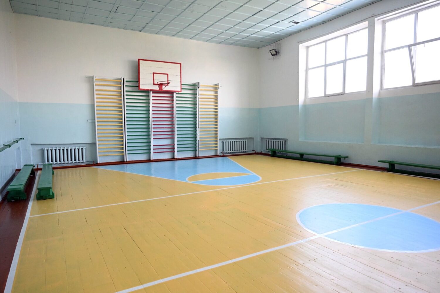 БИЛИМ КҮНҮ: ПРЕЗИДЕНТ БИЛИМ УЯСЫНА БАРДЫ