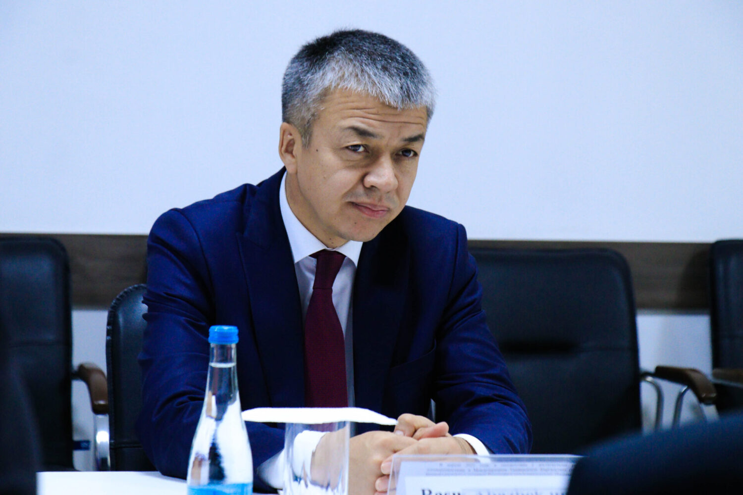 РАСУЛ АБАЗБЕК УУЛУ ВЕНГРИЯ УНИВЕРСИТЕТИНИН ДЕЛЕГАЦИЯСЫ МЕНЕН ЖОЛУГУШТУ