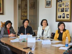 АЙМАКТАРДАГЫ КОЛЛЕДЖДЕРДИН ОКУТУУЧУЛАРЫ ИНКЛЮЗИВДҮҮ БИЛИМ БЕРҮҮ БОЮНЧА ТРЕНИНГДЕН ӨТӨТ