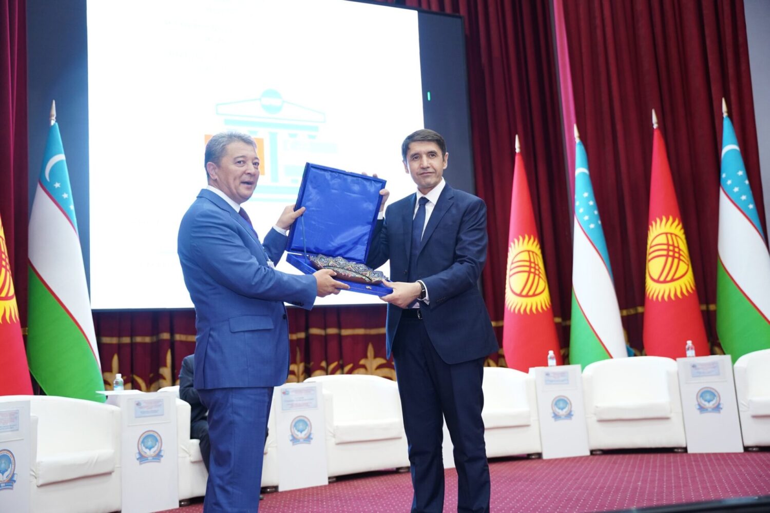 КЫРГЫЗ-ӨЗБЕК ЭЛ АРАЛЫК ФОРУМУ: СУНУШТАР, ЧЕЧИМДЕР