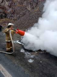  Бишкек – Ош жолунда күйүүчү май ташыган унаадан өрт чыгып, 4 адам жабыркады