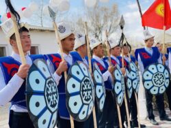 ЖАШ МАНАСЧЫЛАРДЫН КАРОО-СЫНАГЫ ӨТТҮ