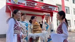 ОШМУДА “ӨЗБЕК ТИЛИ ЖАНА МАДАНИЯТЫ” БОРБОРУ  АЧЫЛДЫ