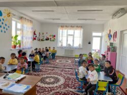 ГҮЛЗАТ ТҮПТӨГӨН БҮЧҮР