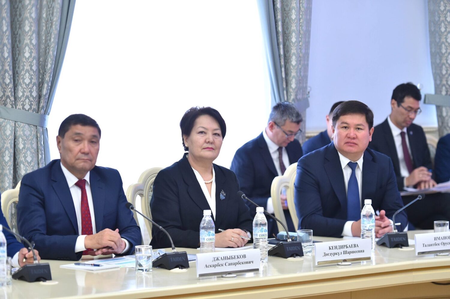 МОНГОЛИЯ МЕНЕН БИЛИМ БЕРҮҮ ЖАНА ИЛИМ ЖААТЫНДА КЫЗМАТТАШУУ ЖӨНҮНДӨ КЕЛИШИМГЕ КОЛ КОЮЛДУ