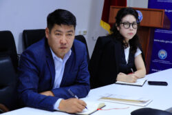 РЕСПУБЛИКАНЫН БАРДЫК МЕКТЕПТЕРИН ИНТЕРНЕТ МЕНЕН КАМСЫЗДОО МАСЕЛЕСИ ТАЛКУУЛАНДЫ