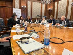 Бишкекте жол коопсуздугу боюнча талкуу өттү