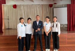 МУГАЛИМДЕРДИН ТАЙМАШЫ