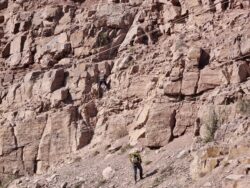 Боом капчыгайында кооптуу таштарды түшүрүү иштери жүргүзүлүүдө