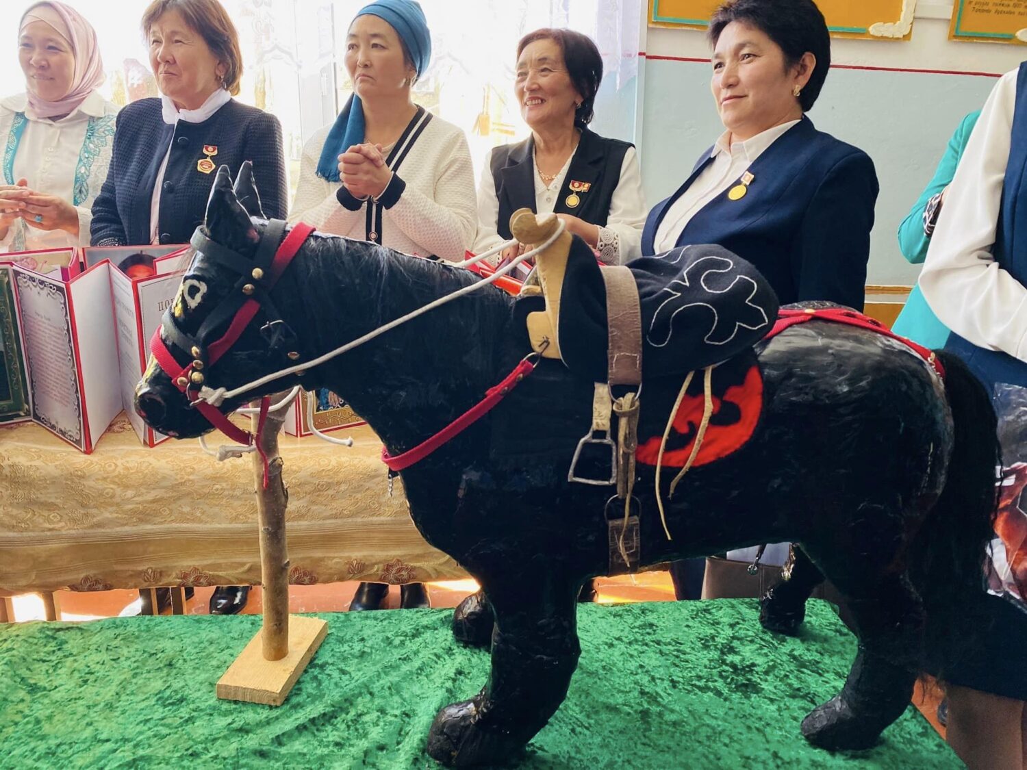 АТ-БАШЫДА БАШТАЛГЫЧ КЛАССТЫН МУГАЛИМДЕРИ АРАСЫНДА СЫНАК ӨТТҮ