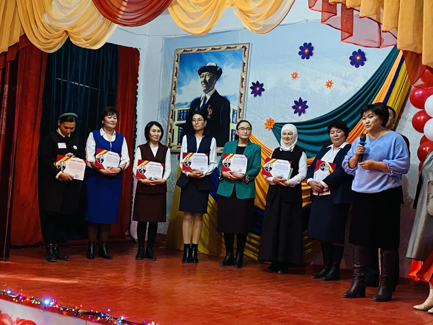 АТ-БАШЫДА БАШТАЛГЫЧ КЛАССТЫН МУГАЛИМДЕРИ АРАСЫНДА СЫНАК ӨТТҮ