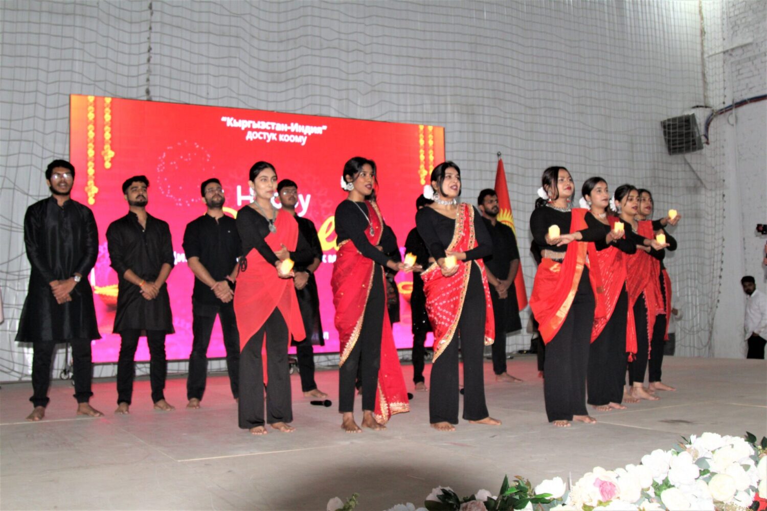 СТУДЕНТЫ КГМА ОТМЕТИЛИ ПРАЗДНИК ДИВАЛИ