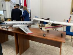 БИЛИМ БЕРҮҮ ЖАНА ИЛИМДИН ӨНҮГҮҮСҮНДӨ ЖАСАЛМА ИНТЕЛЛЕКТТИН РОЛУ