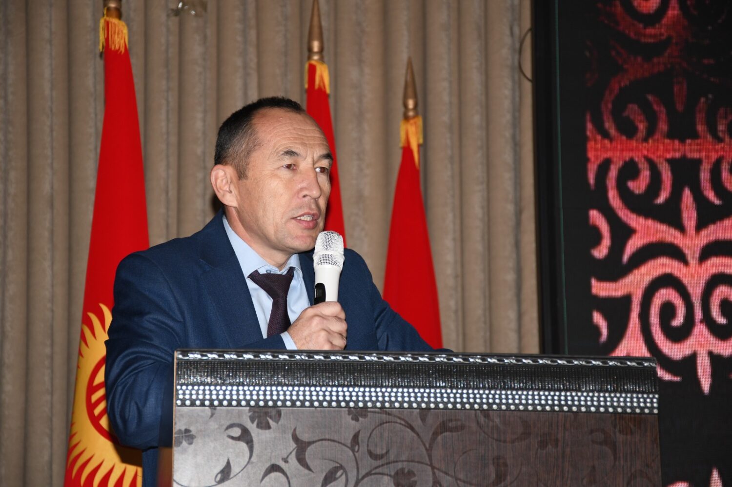 Түмөнбай Байзаковдун 100 жылдыгына карата иш чаралар өтүүдө