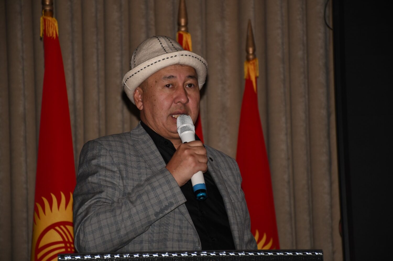 Түмөнбай Байзаковдун 100 жылдыгына карата иш чаралар өтүүдө