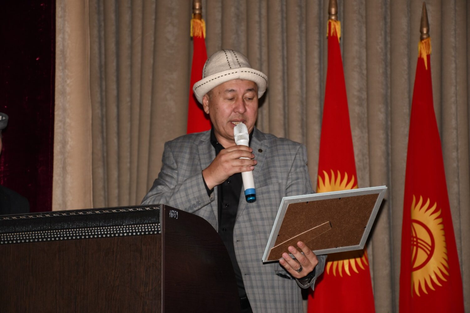 Түмөнбай Байзаковдун 100 жылдыгына карата иш чаралар өтүүдө