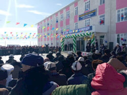 Чоң-Алай районунда 8 жылдан бери курулушу бүтпөй турган мектеп ишке берилди