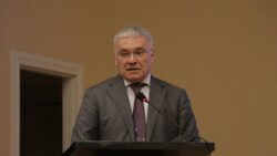 КМШ ӨЛКӨЛӨРҮНҮН МЕКТЕП ТАМАК-АШ ПРОГРАММАЛАРЫН НАТЫЙЖАЛУУ ИШКЕ АШЫРУУ БОЮНЧА АЛДЫҢКЫ ТАЖРЫЙБАЛАРЫ ТАЛКУУЛАНДЫ