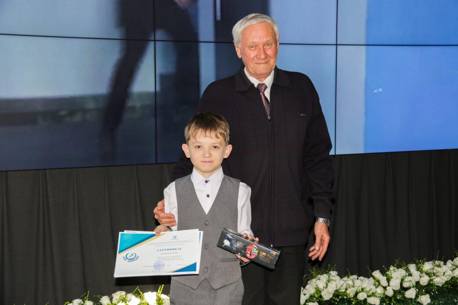 “ЖАШ ЖАРАТМАН” КОНКУРСУ ЖЫЙЫНТЫКТАЛДЫ