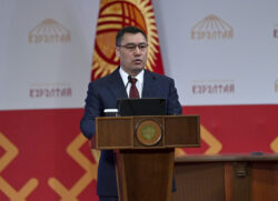 ЭЛДИН ҮНҮ УГУЛУП,  ҮМҮТҮ ЖАНДЫ