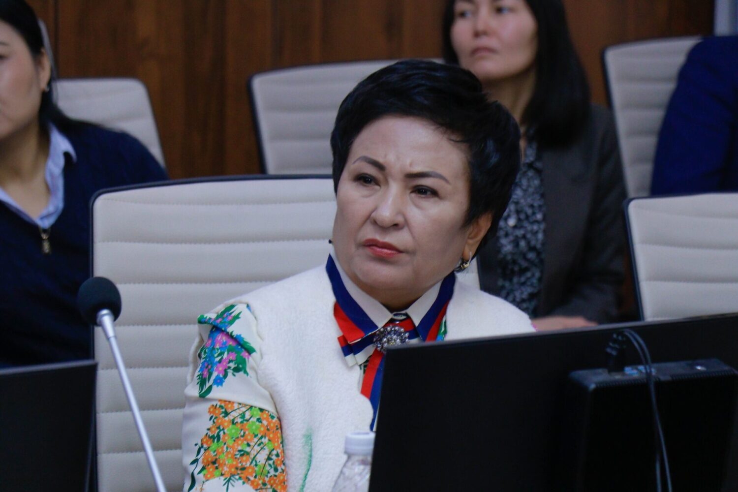 ОКУУЧУЛАРДЫН КЫРГЫЗ ТИЛИН БИЛҮҮ ДЕҢГЭЭЛИ ТӨМӨН