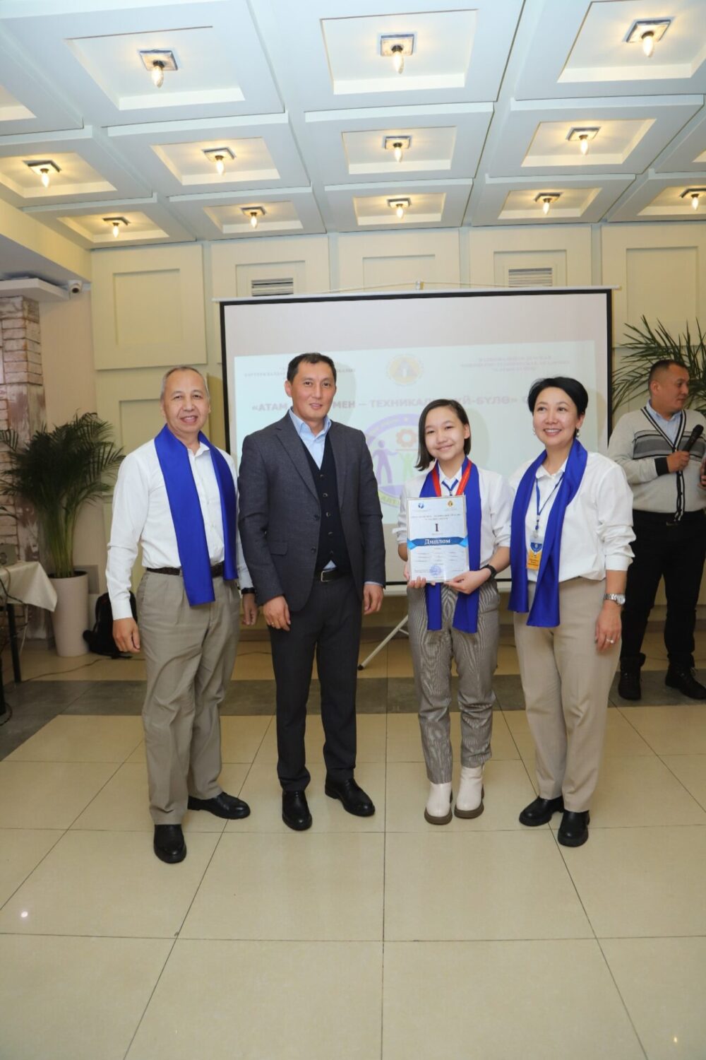 “АТАМ, АПАМ, МЕН — ТЕХНИКАЛЫК ҮЙ-БҮЛӨ!” ЭЛ АРАЛЫК КОНКУРСУНУН ЖЫЙЫНТЫГЫ ЧЫГАРЫЛДЫ